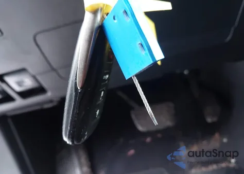 2017 Lexus Lx 570 z USA, uszkodzony, nr VIN JTJHY7AX9H4221792